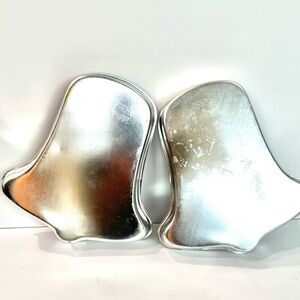 Vintage 1971 Wilton Bell Cake Pan - set of 2